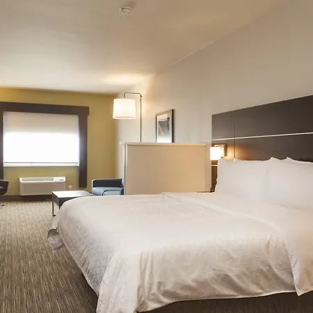 Express & 3* Santa Fe